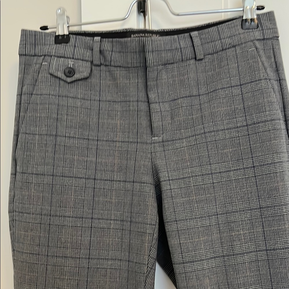 Banana Republic Gray Plaid Women’s Pants